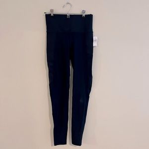 NWT Old Navy navy high waisted leggings